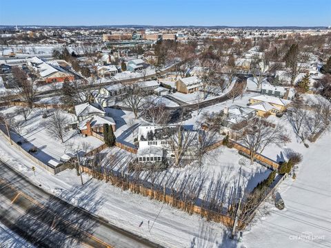 Tiny photo for 409 Essex Court, Geneva, IL 60134 (MLS # 12551980)