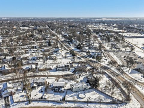 Tiny photo for 409 Essex Court, Geneva, IL 60134 (MLS # 12551980)