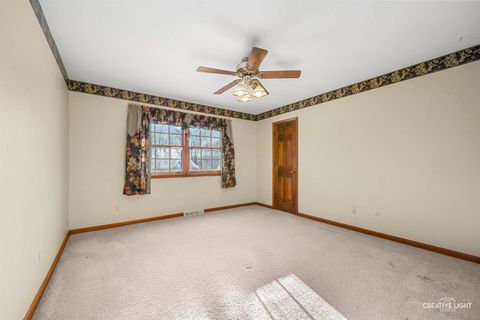 Tiny photo for 409 Essex Court, Geneva, IL 60134 (MLS # 12551980)
