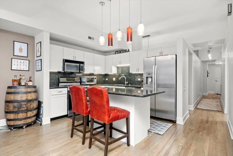 Tiny photo for 165 N CANAL Street #518, Chicago, IL 60606 (MLS # 12553091)