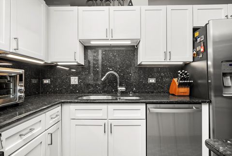 Tiny photo for 165 N CANAL Street #518, Chicago, IL 60606 (MLS # 12553091)