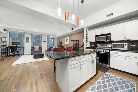 Tiny photo for 165 N CANAL Street #518, Chicago, IL 60606 (MLS # 12553091)