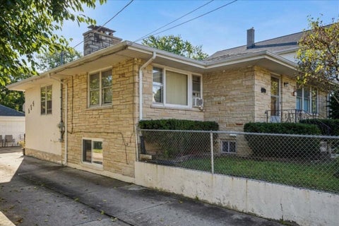 325 Grove Avenue, Highwood, IL 60040 - #: 12762775