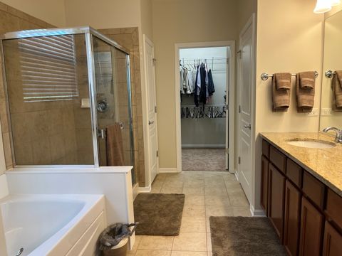 Tiny photo for 2862 Stoney Creek Drive, Elgin, IL 60124 (MLS # 12459964)