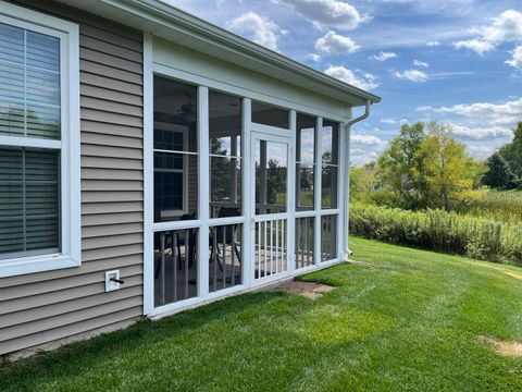 Tiny photo for 2862 Stoney Creek Drive, Elgin, IL 60124 (MLS # 12459964)