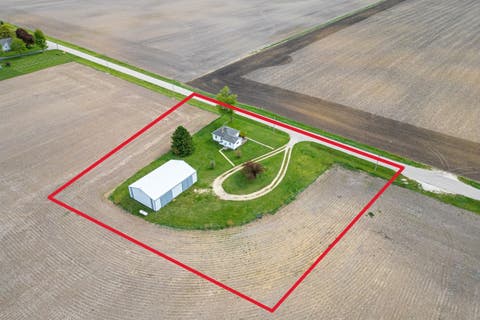 Tiny photo for 21137 Fenstermaker Road, Sycamore, IL 60178 (MLS # 12641411)