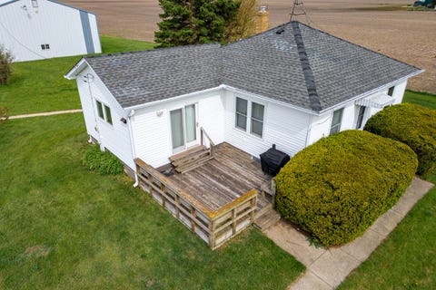 Tiny photo for 21137 Fenstermaker Road, Sycamore, IL 60178 (MLS # 12641411)