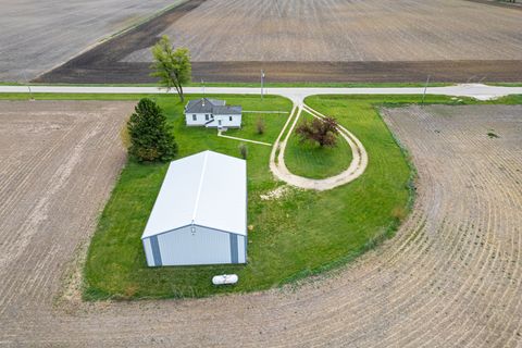 Tiny photo for 21137 Fenstermaker Road, Sycamore, IL 60178 (MLS # 12641411)
