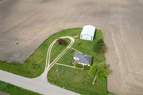 Tiny photo for 21137 Fenstermaker Road, Sycamore, IL 60178 (MLS # 12641411)