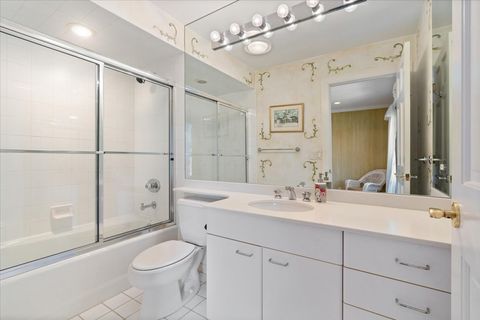 Tiny photo for 1940 Browning Court, Highland Park, IL 60035 (MLS # 12622436)