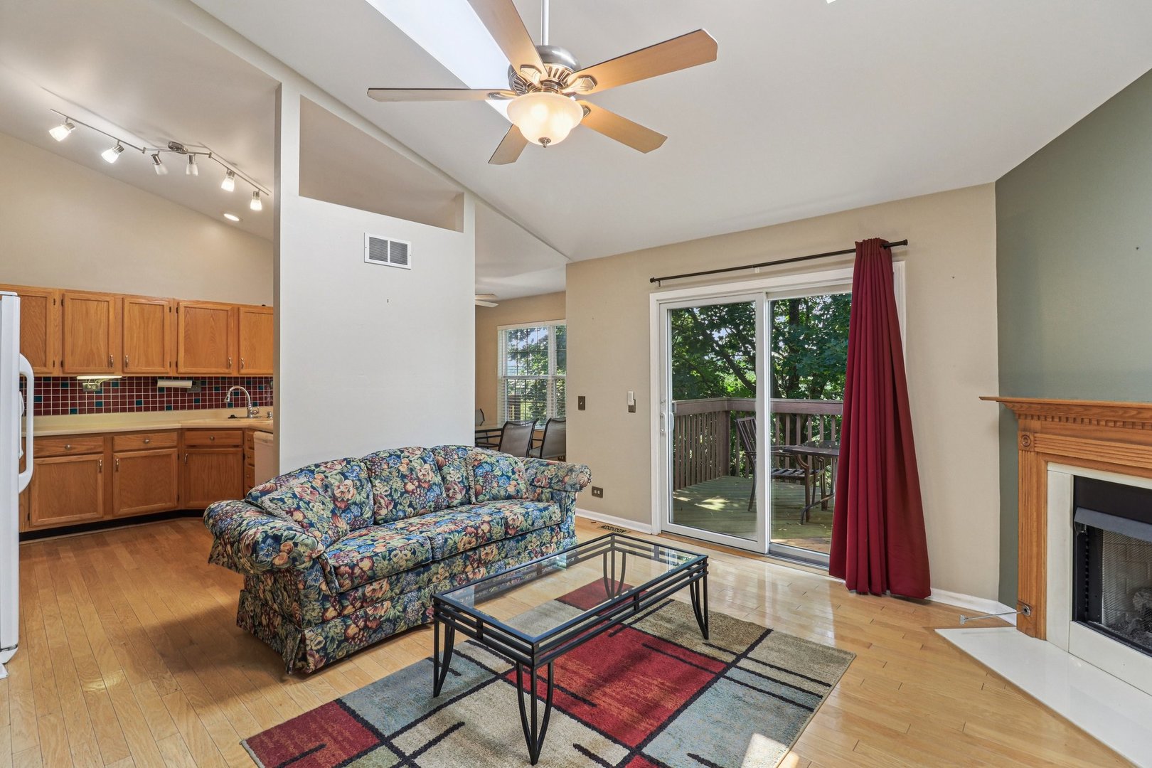 928 Viewpoint Drive