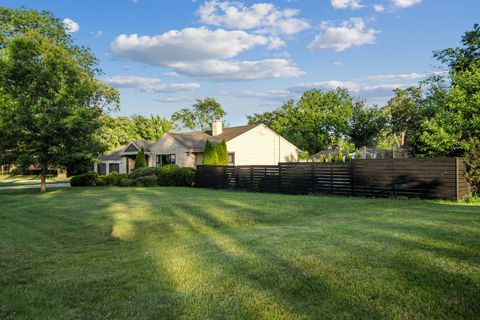 Tiny photo for 16W639 Red Oak Avenue, Bensenville, IL 60106 (MLS # 12483848)