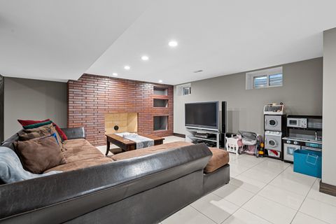 Tiny photo for 16W639 Red Oak Avenue, Bensenville, IL 60106 (MLS # 12483848)