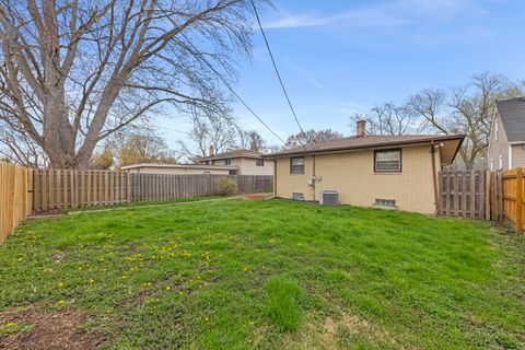 Tiny photo for 17908 Lorenz Avenue, Lansing, IL 60438 (MLS # 12619165)