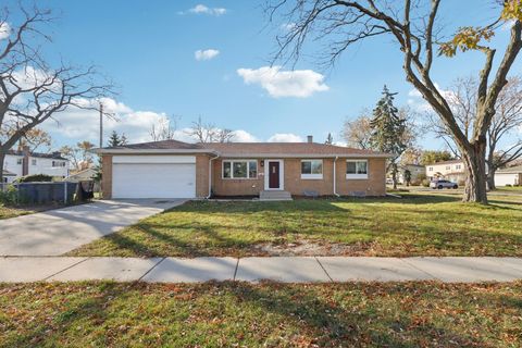 Tiny photo for 866 Clark Lane, Des Plaines, IL 60016 (MLS # 12583425)
