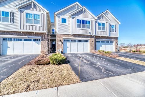 3S492 Barkley Avenue 19-4 Warrenville IL 60555