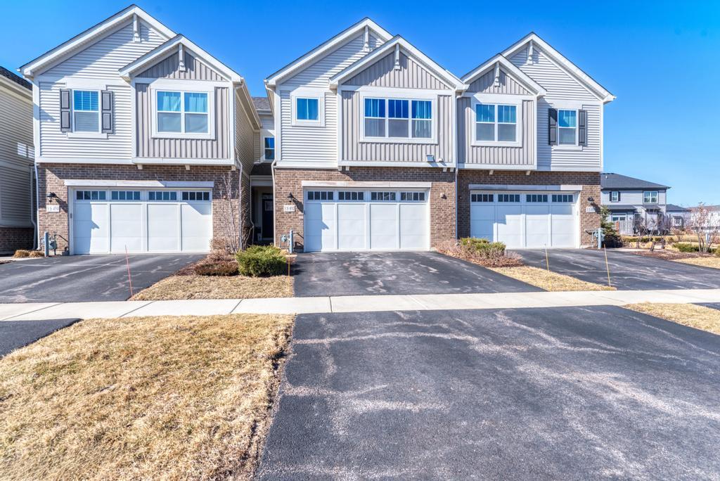 3S492 Barkley Avenue 19-4