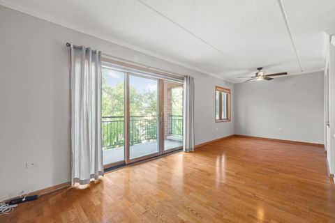 Tiny photo for 100 N Gary Avenue N #304, Wheaton, IL 60187 (MLS # 12437478)