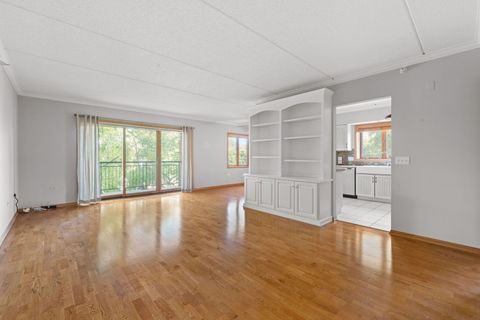 Tiny photo for 100 N Gary Avenue N #304, Wheaton, IL 60187 (MLS # 12437478)