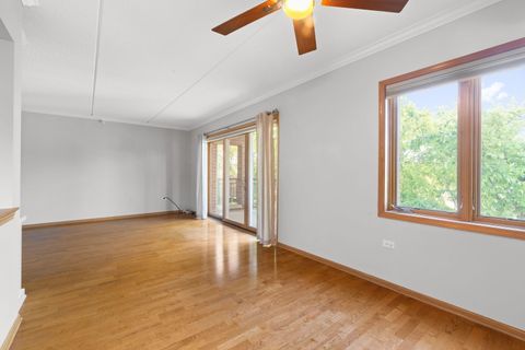 Tiny photo for 100 N Gary Avenue N #304, Wheaton, IL 60187 (MLS # 12437478)