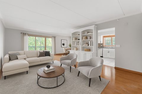 Tiny photo for 100 N Gary Avenue N #304, Wheaton, IL 60187 (MLS # 12437478)