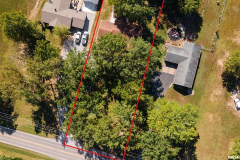 Tiny photo for 4799 Route 37, Marion, IL 62959 (MLS # EB459721)