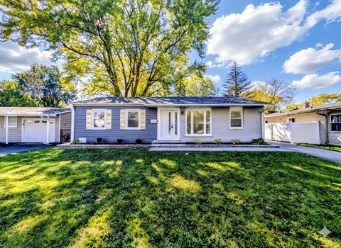 Photo of 1005 Valley Stream Drive, Wheeling, IL 60090 (MLS # 12497648) Photo of 1005 Valley Stream Drive, Wheeling, IL 60090 (MLS # 12497648)