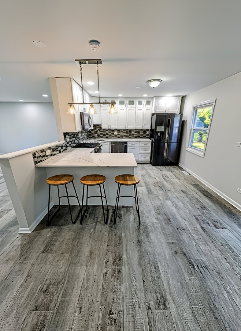 1005 Valley Stream Drive