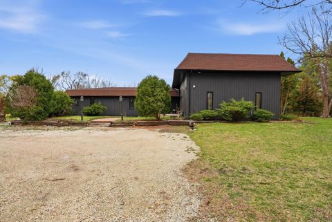 Tiny photo for 6225 Lakewood Drive, Marengo, IL 60152 (MLS # 12607490)