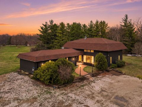 Photo of 6225 Lakewood Drive, Marengo, IL 60152 (MLS # 12607490)