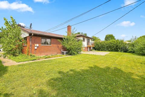 Tiny photo for 935 Anderson Terrace, Des Plaines, IL 60016 (MLS # 12719392)