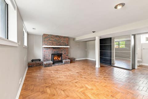 Tiny photo for 935 Anderson Terrace, Des Plaines, IL 60016 (MLS # 12719392)