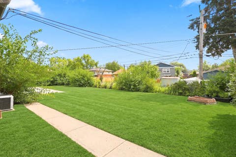 Tiny photo for 935 Anderson Terrace, Des Plaines, IL 60016 (MLS # 12719392)