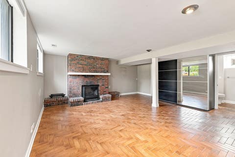 Tiny photo for 935 Anderson Terrace, Des Plaines, IL 60016 (MLS # 12719392)