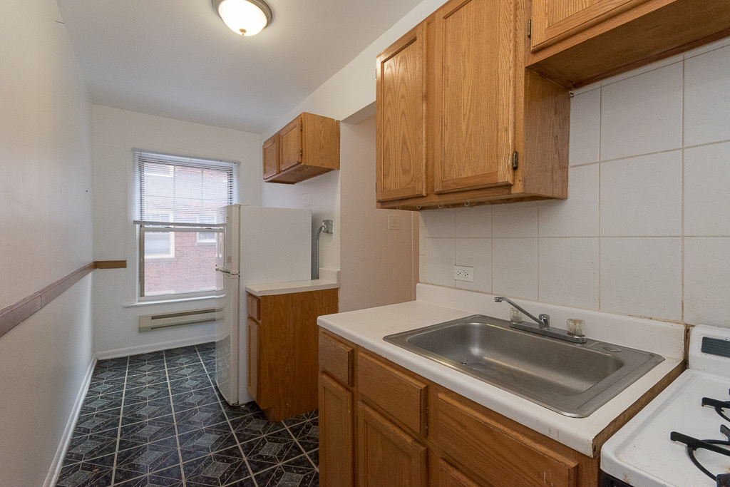 3263 W Wrightwood Avenue 2S