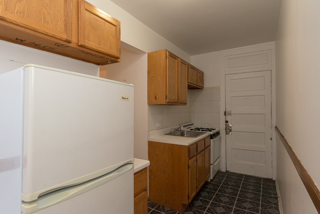 3263 W Wrightwood Avenue 2S