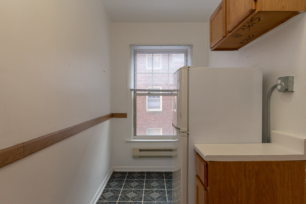 3263 W Wrightwood Avenue 2S