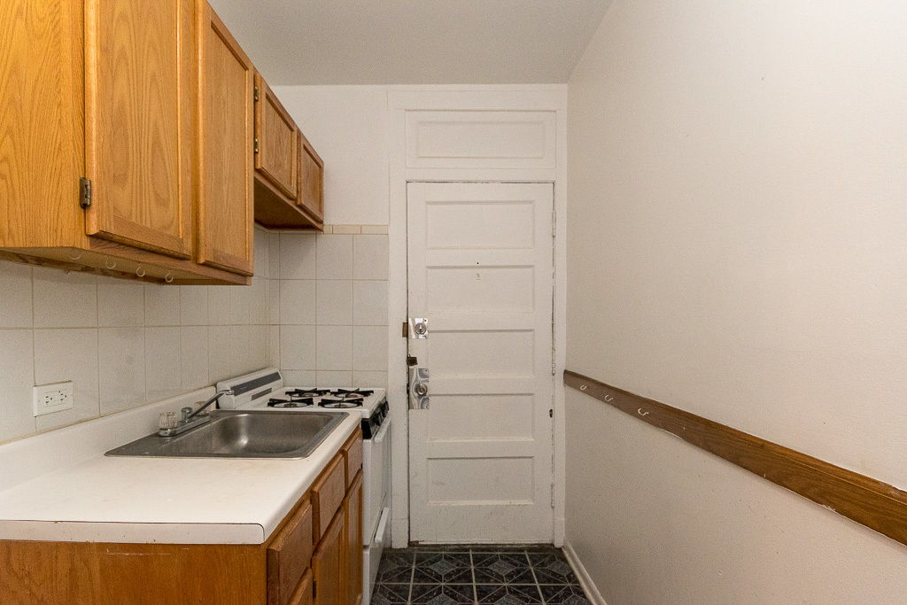 3263 W Wrightwood Avenue 2S