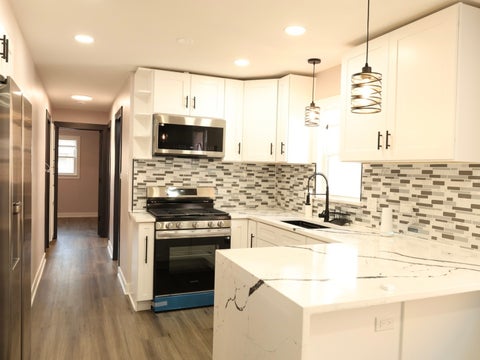 Tiny photo for 2115 W 68th Place, Chicago, IL 60636 (MLS # 12665888)