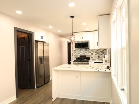 Tiny photo for 2115 W 68th Place, Chicago, IL 60636 (MLS # 12665888)
