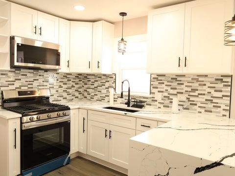 Tiny photo for 2115 W 68th Place, Chicago, IL 60636 (MLS # 12665888)