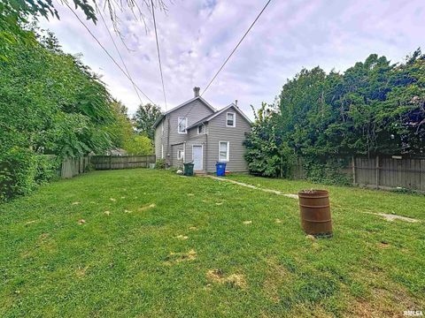 Tiny photo for 420 KIRKWOOD Boulevard, Davenport, IA 52803 (MLS # QC4268029)