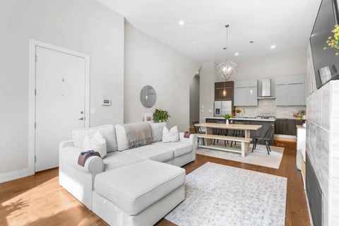 Tiny photo for 1522 W Cortez Street #1, Chicago, IL 60642 (MLS # 12736418)