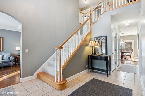 Tiny photo for 816 S Spring Road, Elmhurst, IL 60126 (MLS # 12364332)