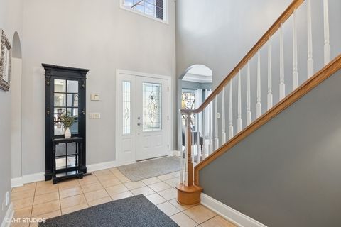 Tiny photo for 816 S Spring Road, Elmhurst, IL 60126 (MLS # 12364332)