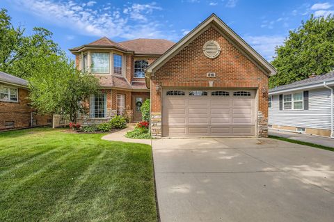 Tiny photo for 816 S Spring Road, Elmhurst, IL 60126 (MLS # 12364332)