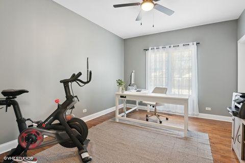 Tiny photo for 816 S Spring Road, Elmhurst, IL 60126 (MLS # 12364332)