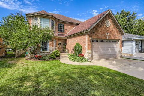 Photo of 816 S Spring Road, Elmhurst, IL 60126 (MLS # 12364332)