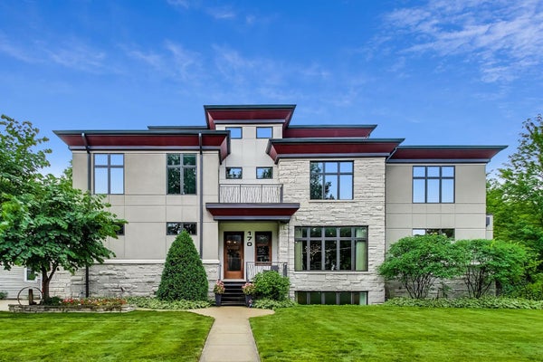 170 E SOUTH ST, ELMHURST, IL 60126 - Image 2c85ff1a7725f4740ec90f16f2d7f7bc/3920408467