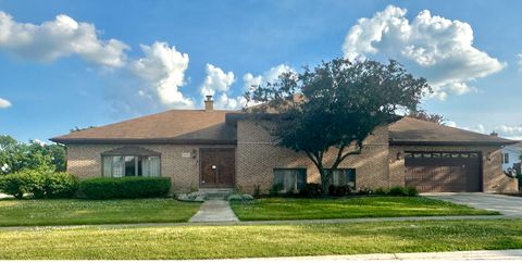 10531 Camelot Street Westchester IL 60154